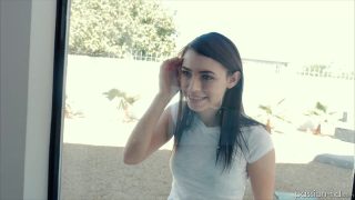 Lucie Kline wants to share her sister’s boyfriend