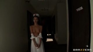 Kristal Veronica in Threesome undercover assignment