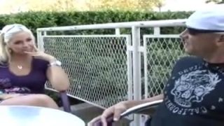 Hot blonde is thanking a dude for bringing her home
