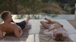 Perfect threesome with Carolina Abril and Clover