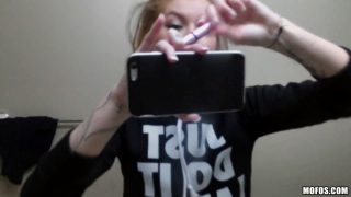 College girl Arya Fae fucks in the dorm room