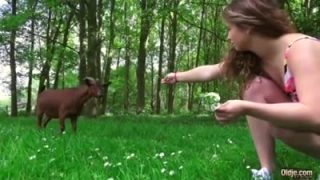 Teen fucks a very old dude