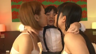 Japanese midget Nishikun in hot threesome