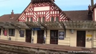 Bisexual foursome with 2 hot french girls