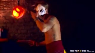 Street Fighter porn parody threesome