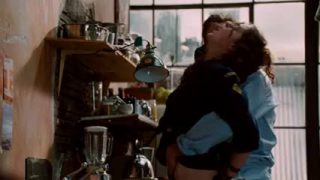 Anne Hathaway is a show off