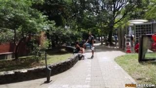 Pick-up master seduces a sweet Colombian